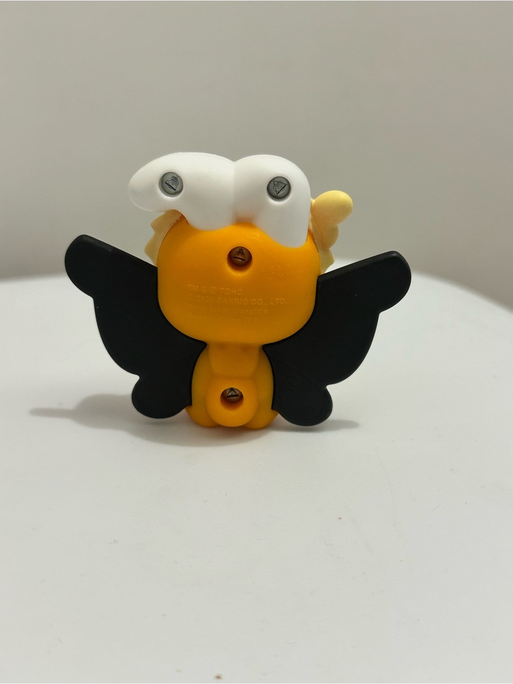 MY MELODY X MOTHRA figurine - Picture 3 of 4